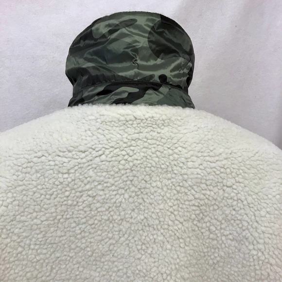 UGG NWT Camouflage Mace Reversible Sherpa Jacket Men Various - Picture 13 of 16